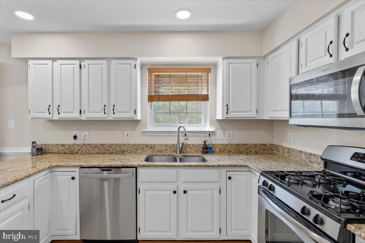 Photo 17 of 54 of 6831 Kerrywood Cir townhome
