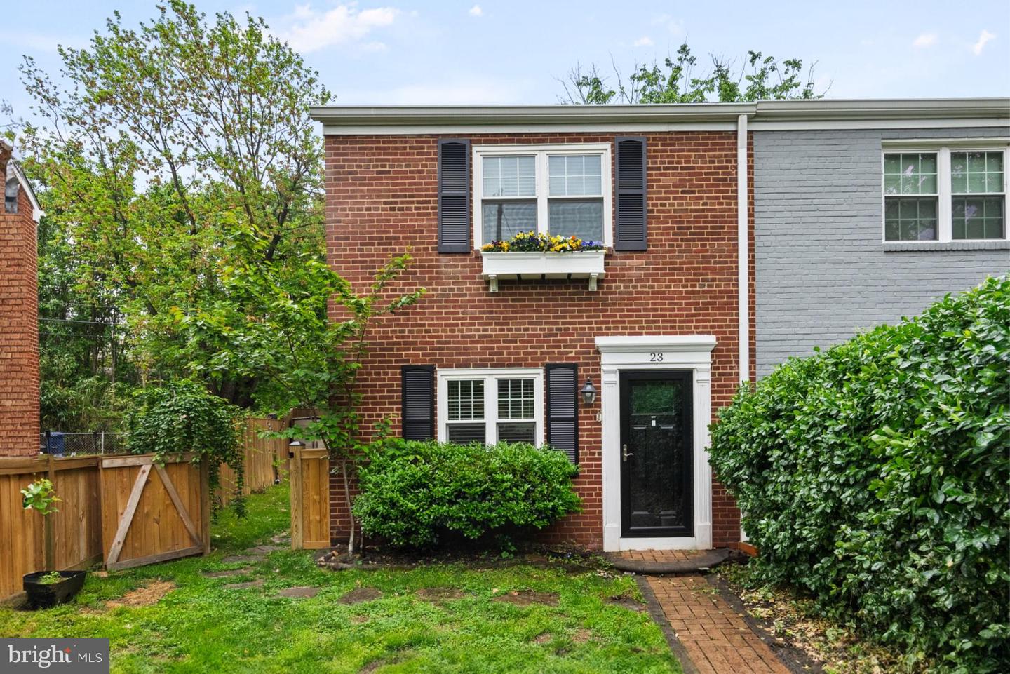 23 Mount Vernon Ave