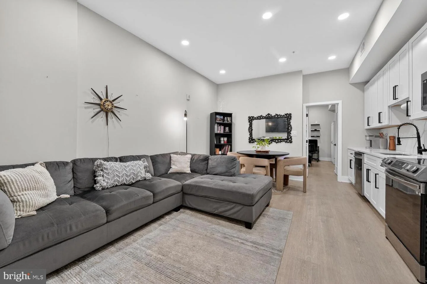 611 Kennedy Street NW Unit C02