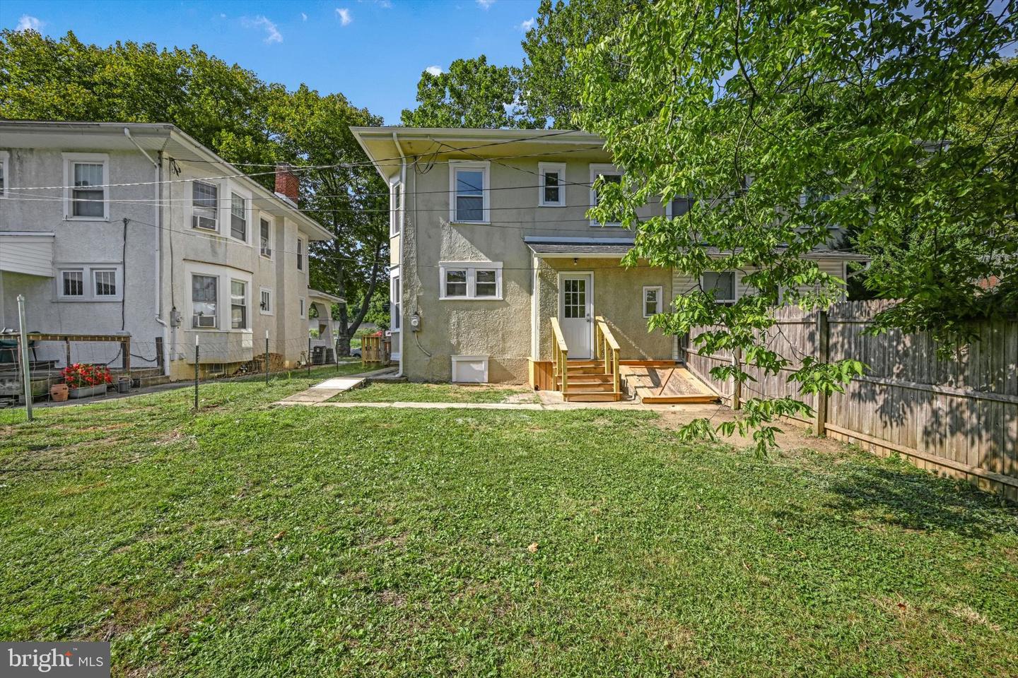 Photo 25 of 26 of 1554 Penn Ave multi-family property