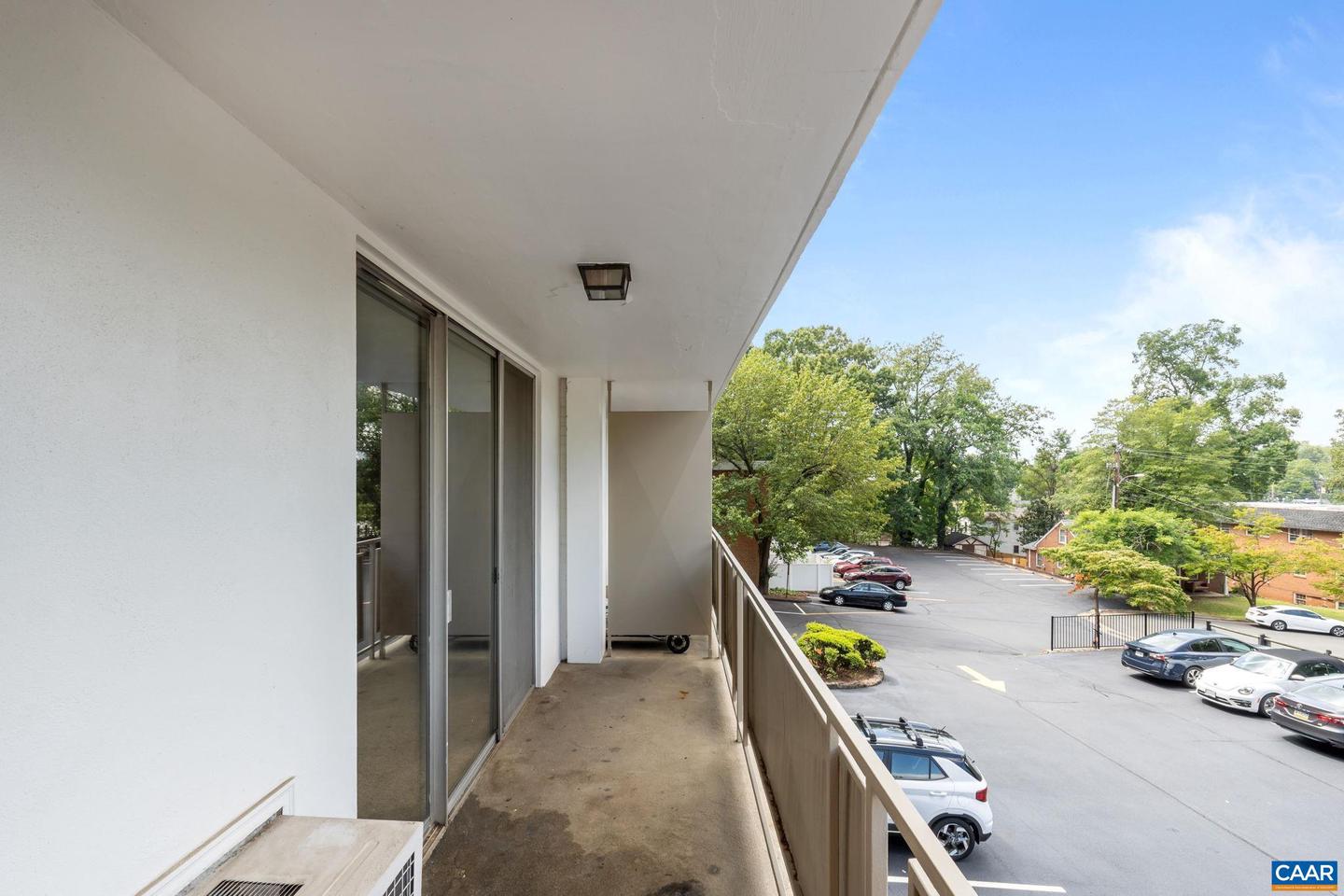 Photo 10 of 22 of 1800 Jefferson Park Ave #302 condo