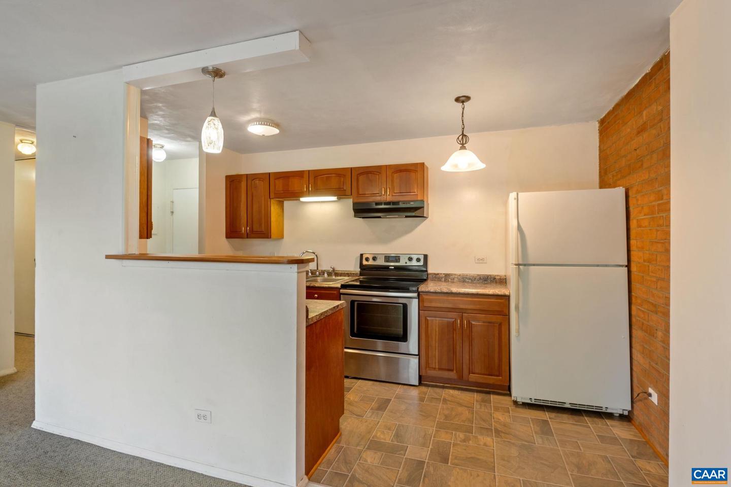 Photo 8 of 22 of 1800 Jefferson Park Ave #302 condo