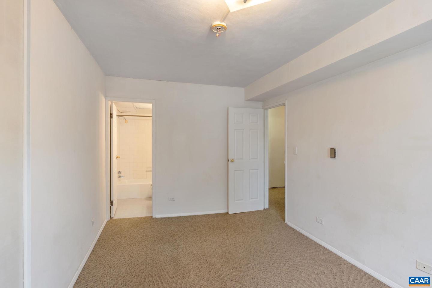 Photo 14 of 22 of 1800 Jefferson Park Ave #302 condo