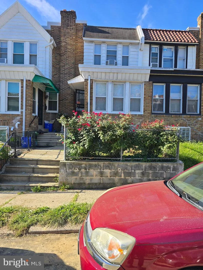 318 E Gale Street