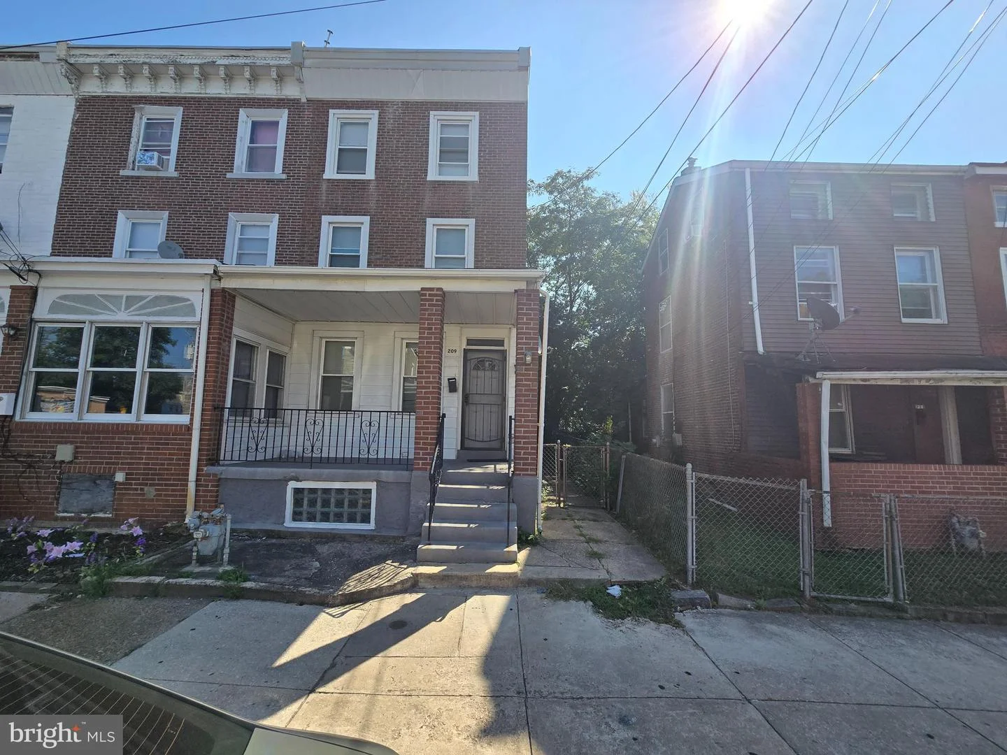 209 S 5th Street