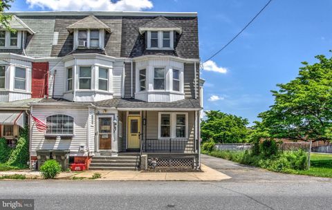 Townhouse in Lancaster PA 1025 Marshall AVENUE.jpg