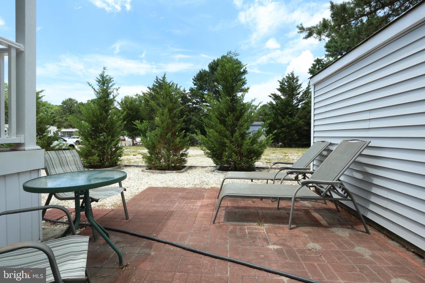 Photo 9 of 43 of 113 Oak Dr mobile home