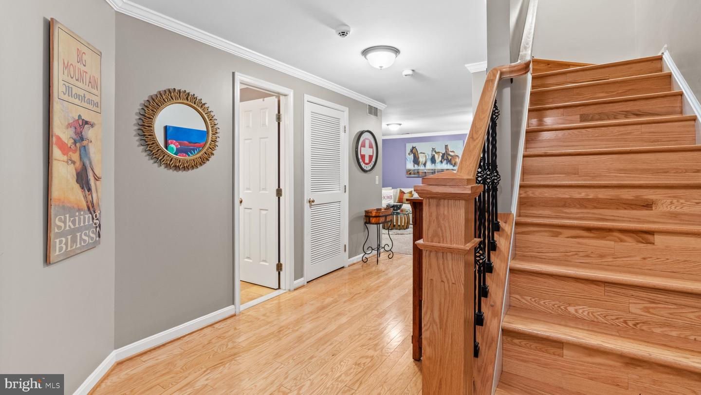 Photo 18 of 32 of 12083 Edgemere Cir townhome
