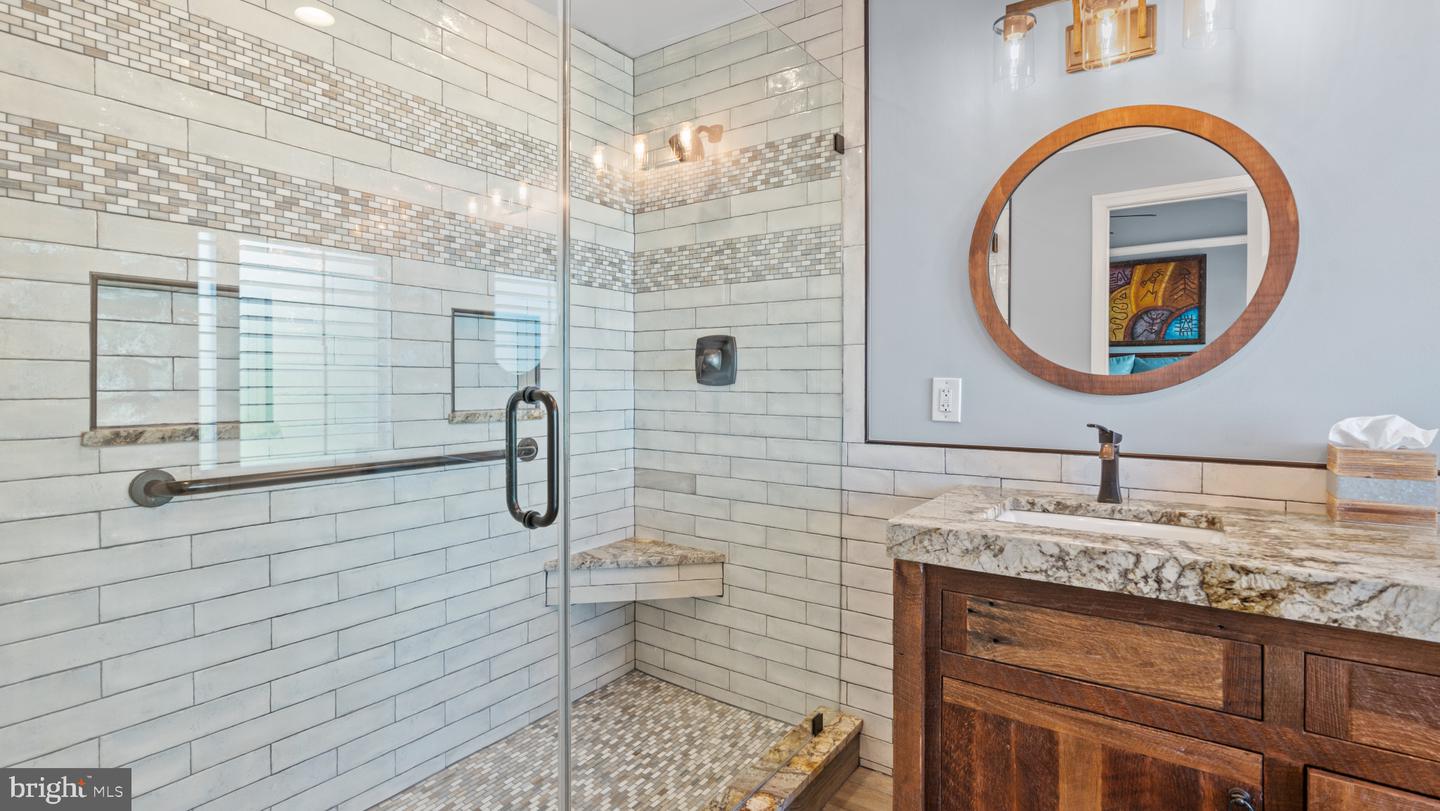 Photo 16 of 32 of 12083 Edgemere Cir townhome