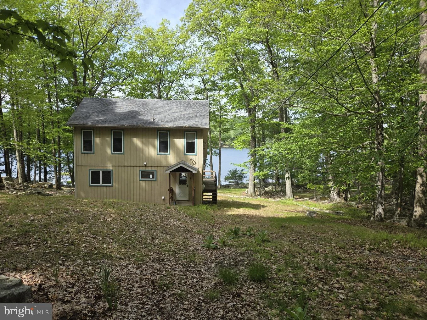 113 E Shore Drive E, Hawley, PA, 18428