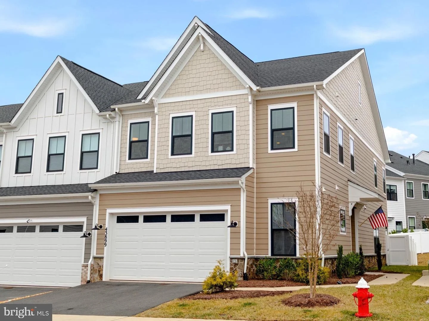 43899 Siren Song Terrace