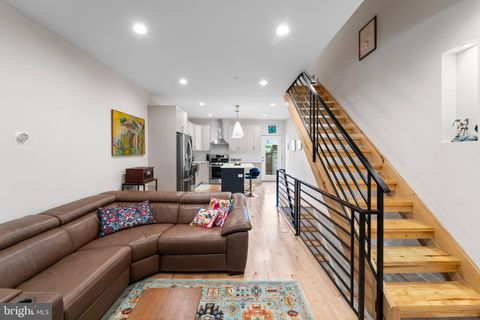 Townhouse in Philadelphia PA 1207 Oxford STREET 4.jpg