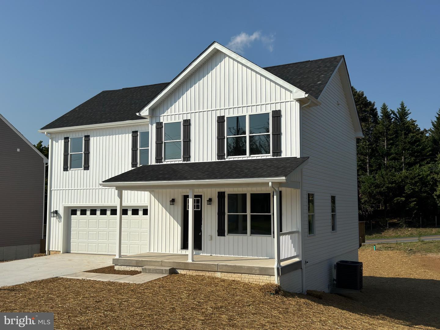 Photo 18 of 19 of 2091 Charles Town Rd house