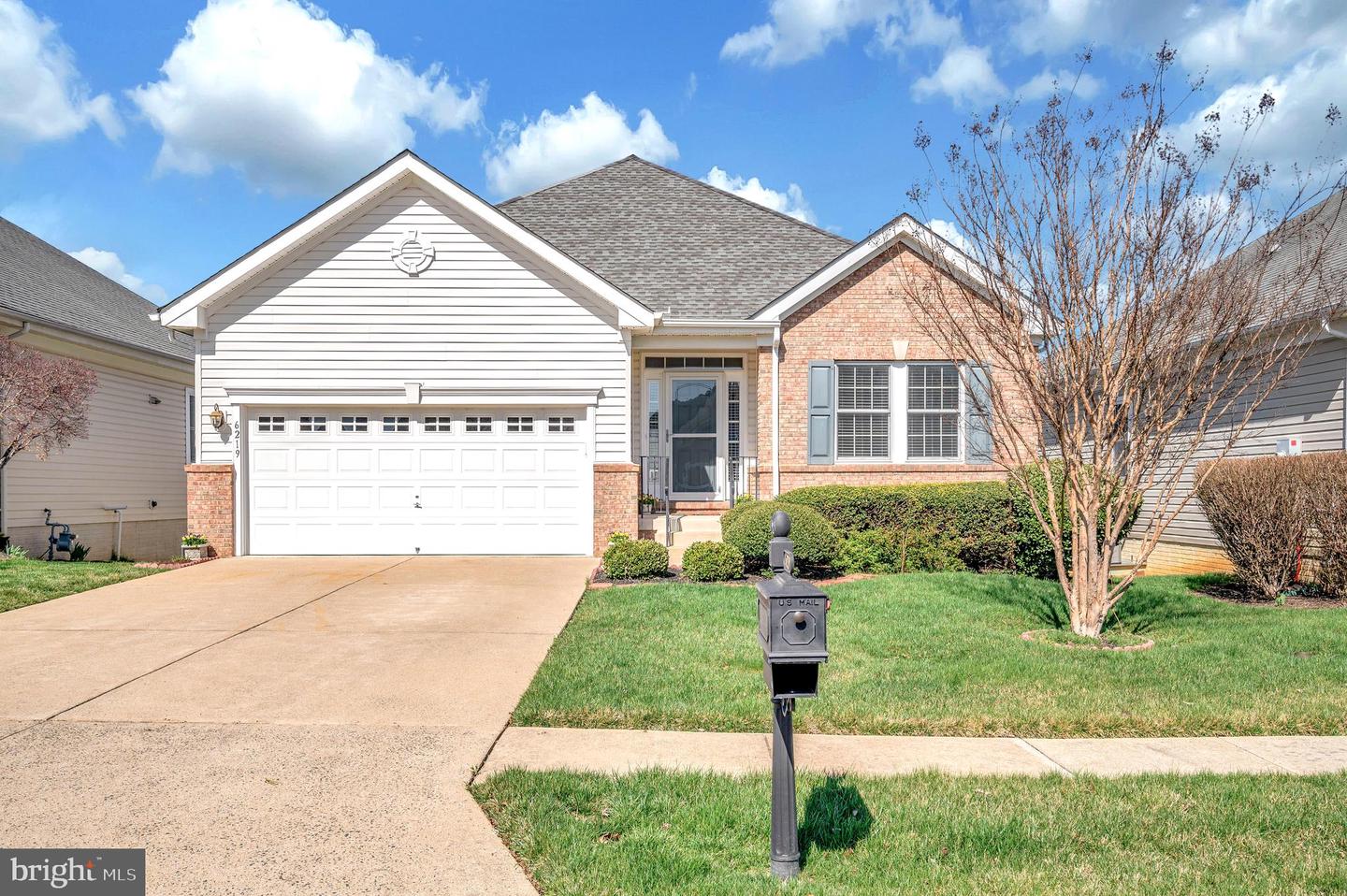 6219 E Dranesville Dr