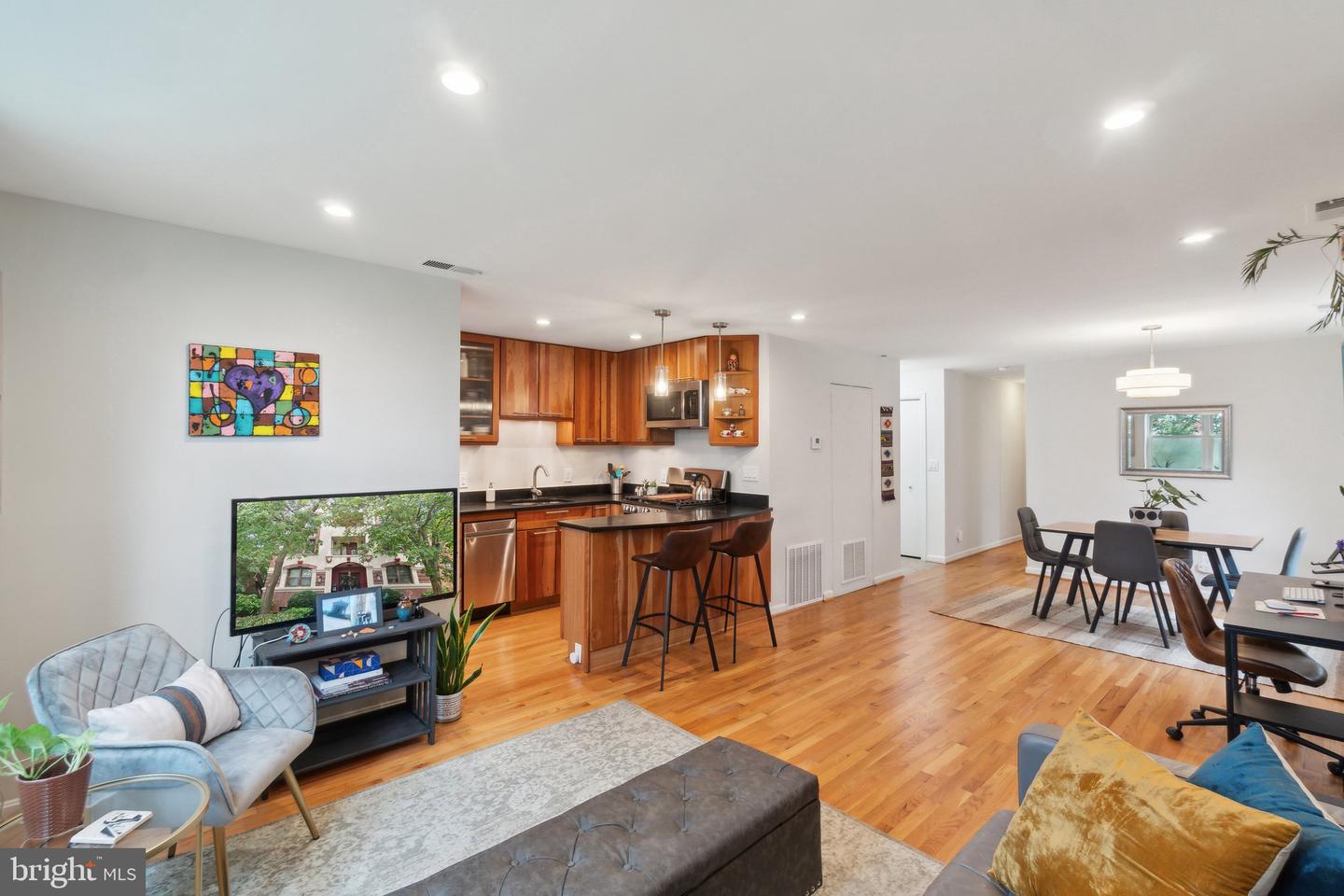 1495 Newton Street #301, Washington, District of Columbia image 6