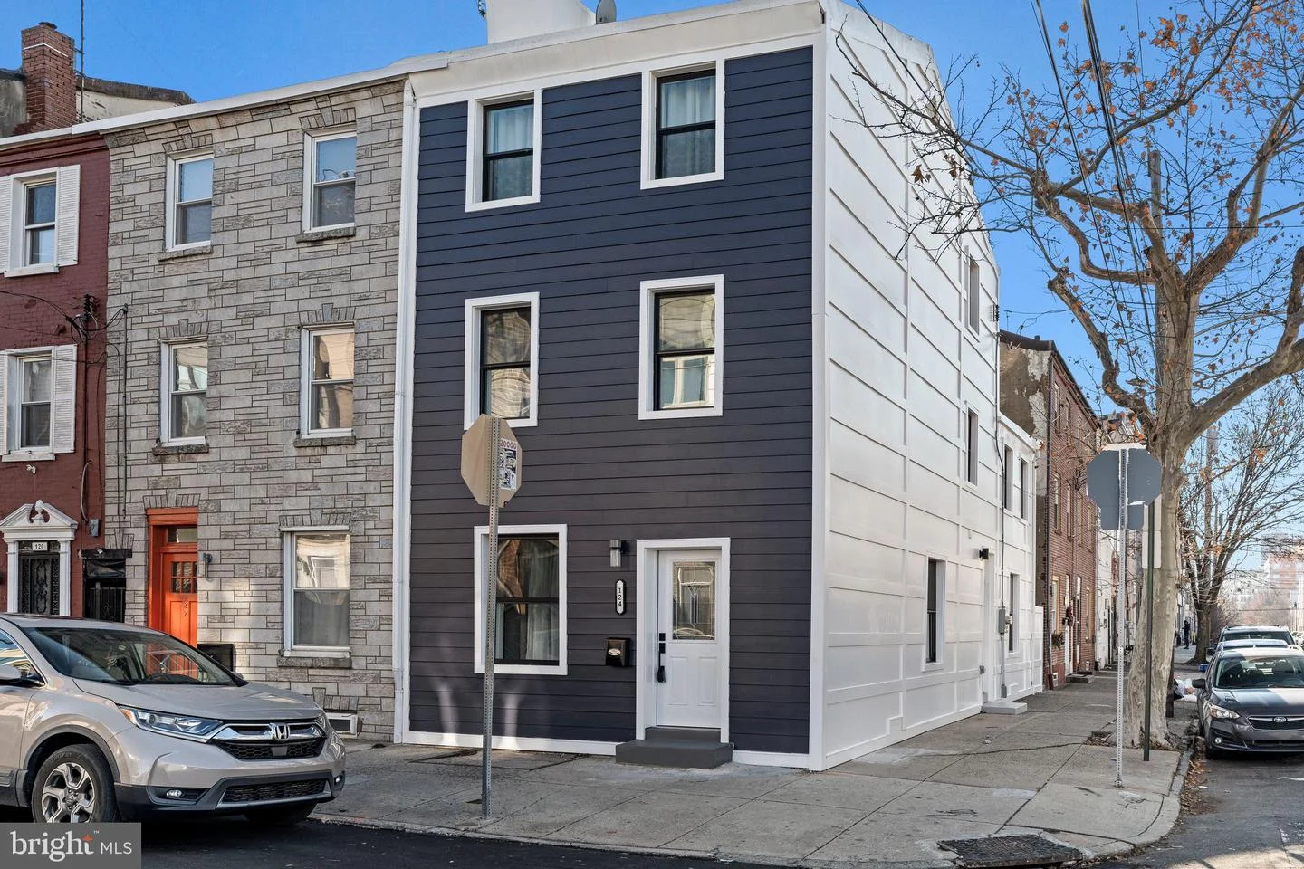 124 W Master Street