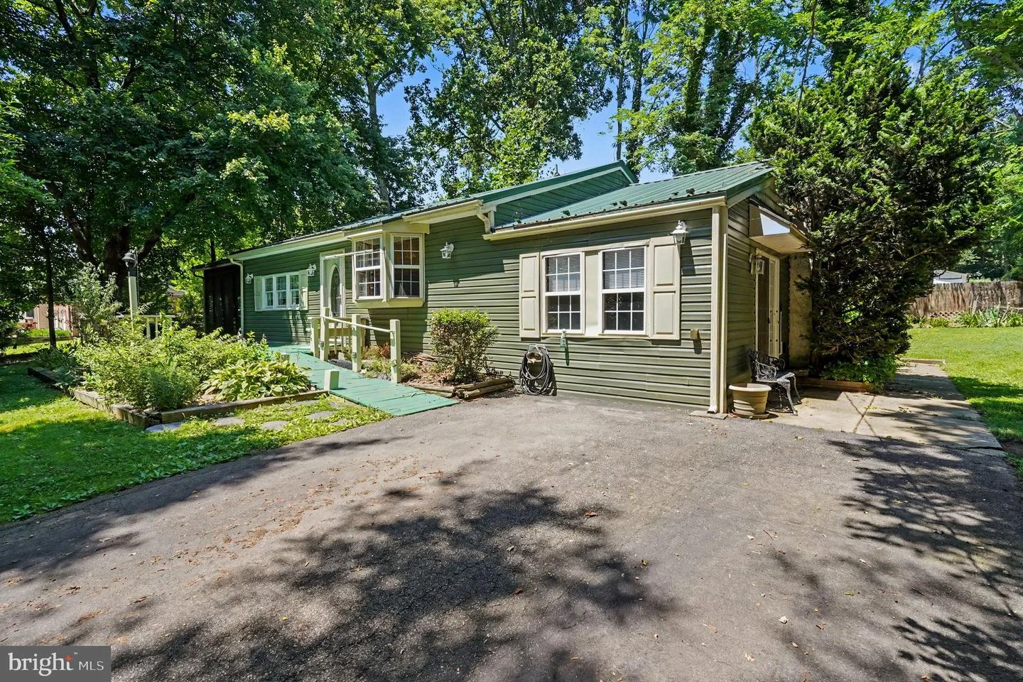 23 Bayside Drive