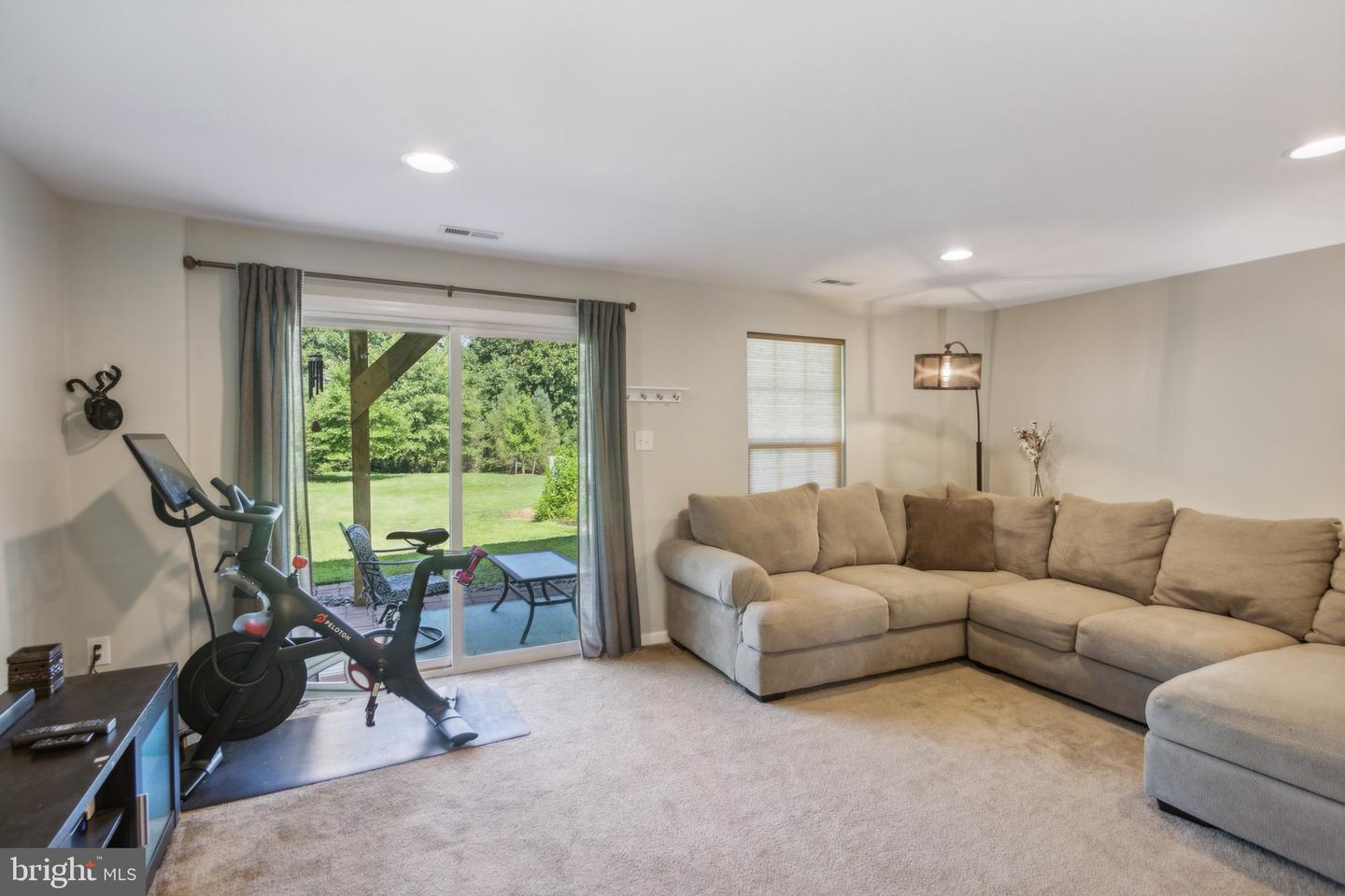 Photo 4 of 23 of 46 Village Green Ln townhome