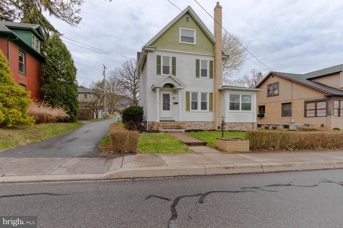 Listing image 1