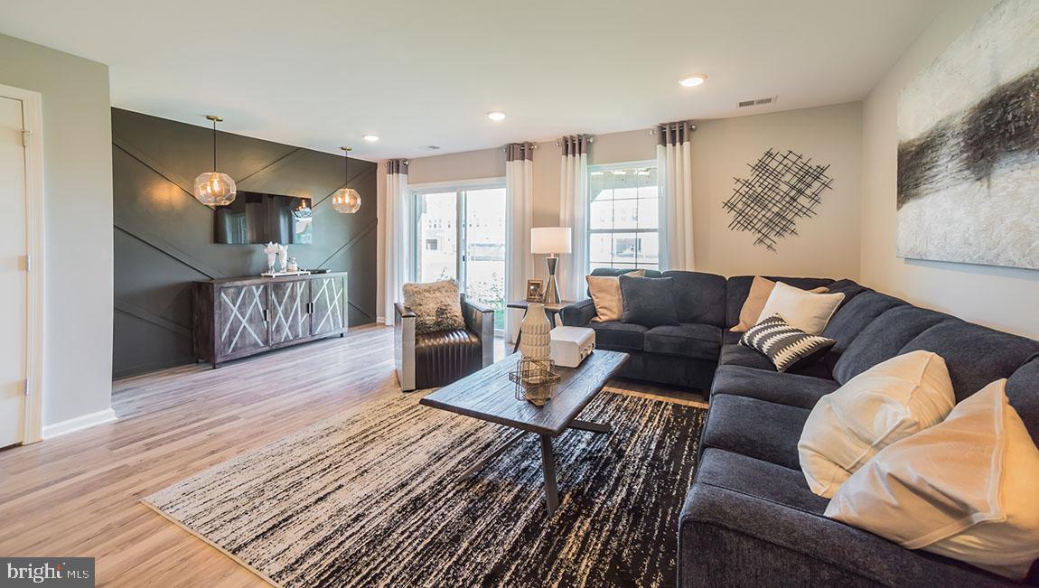 Photo 4 of 21 of 110 Bell Court townhome