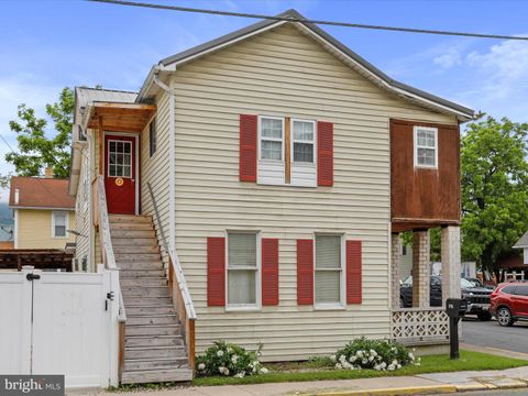 Single Family Residence in Keyser WV 550 Main STREET.jpg