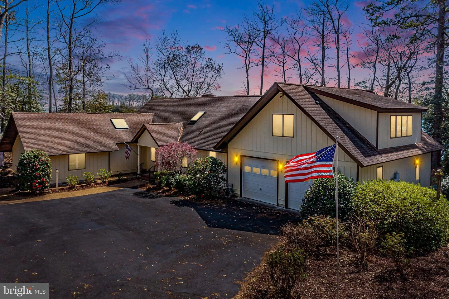 28 E Harmony Circle