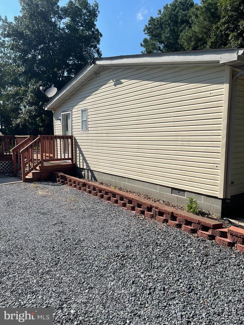 Photo 2 of 5 of 6512 E New Market Ellwood Rd mobile home