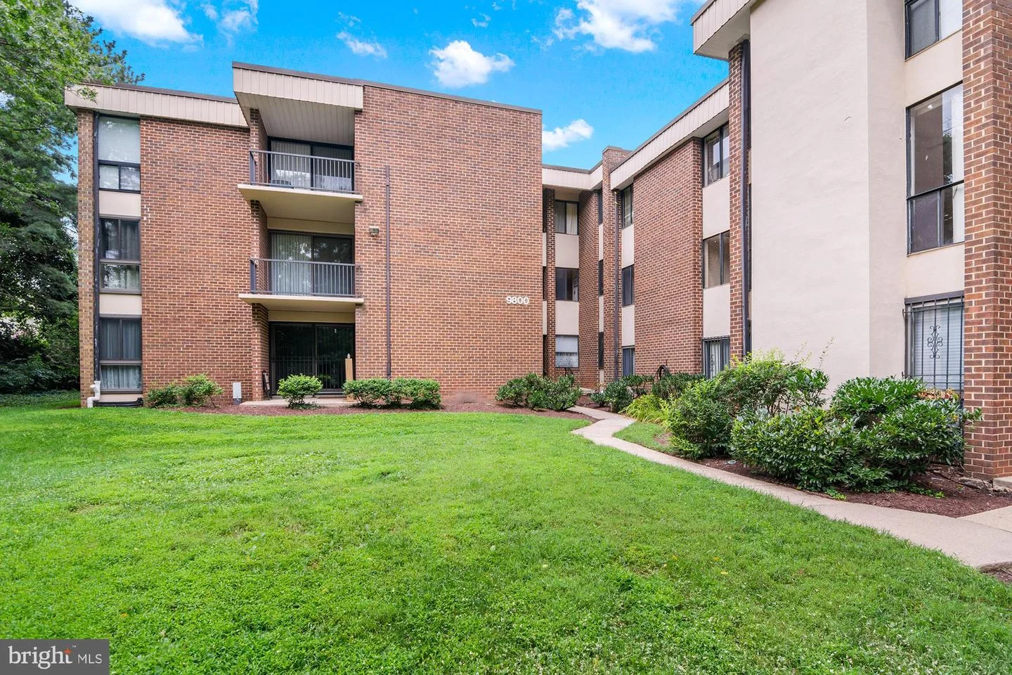 9800 Georgia Avenue Unit 25-301