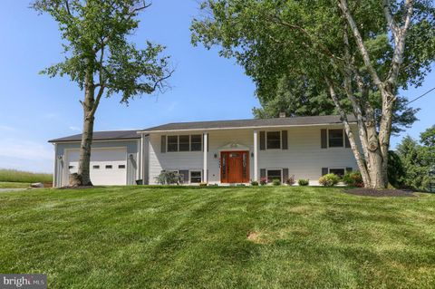 Single Family Residence in Hershey PA 2468 Bachmanville ROAD.jpg