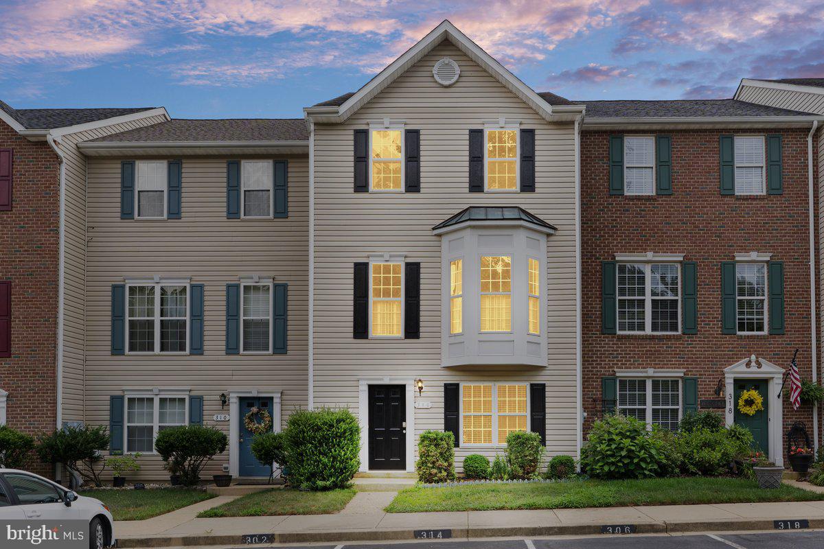 314 Cambridge Place, Prince Frederick, MD, 20678