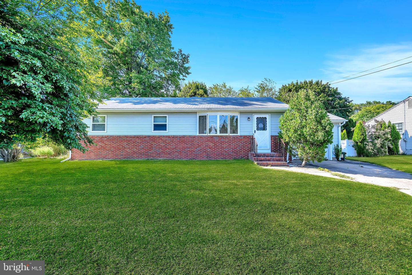 View Ewing, NJ 08638 house