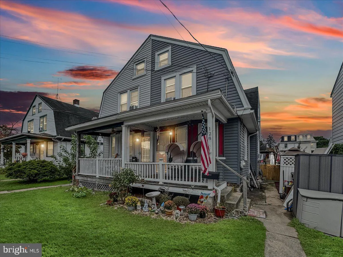 128 N 4th Street