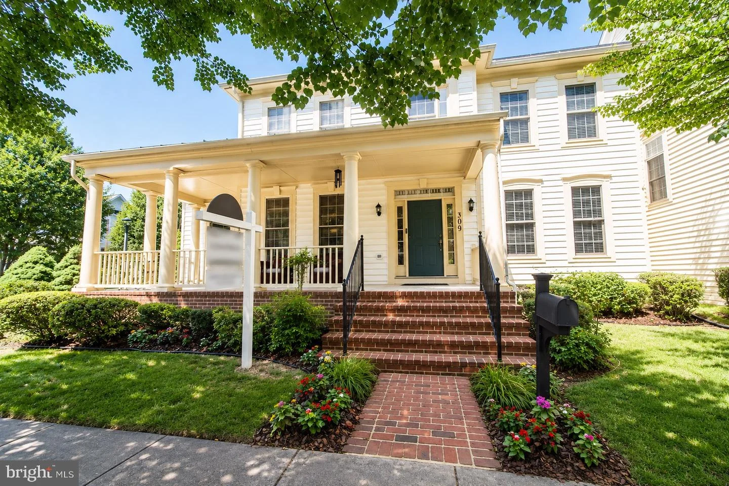 309 Treemont Way