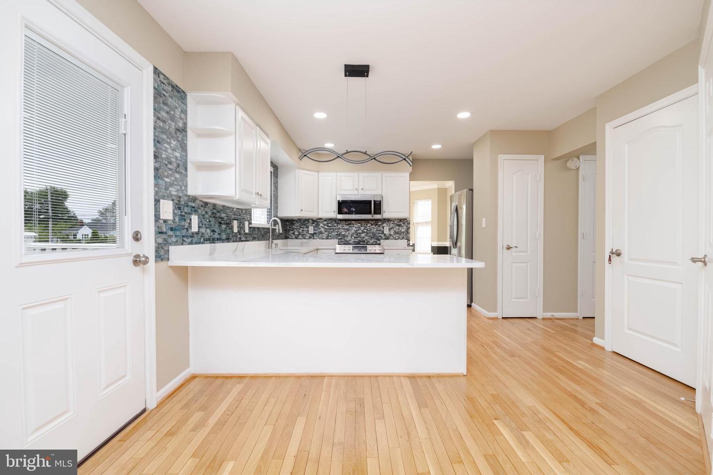 Photo 12 of 53 of 2601 Luiss Deane Dr house