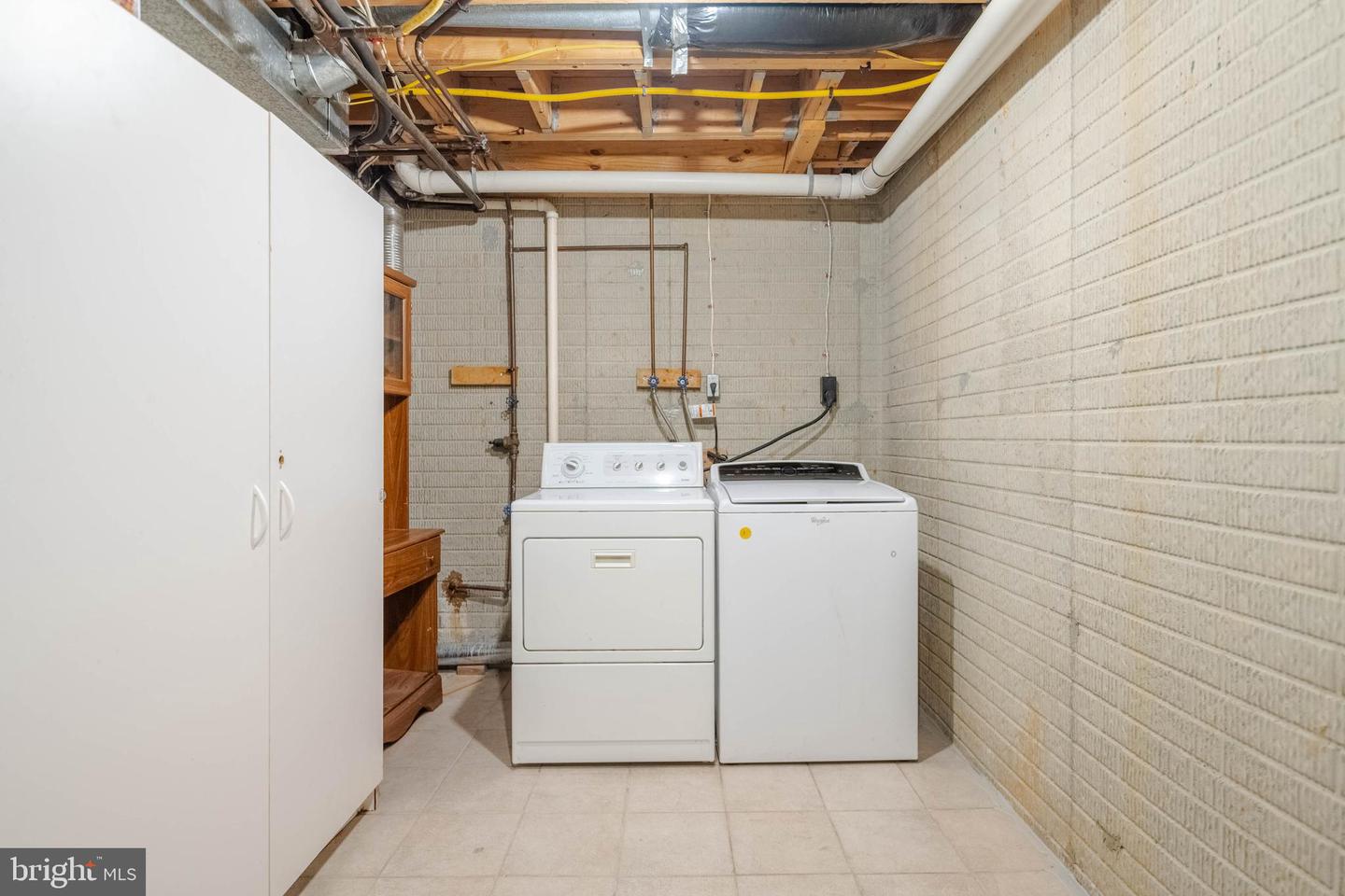 Photo 42 of 53 of 2601 Luiss Deane Dr house