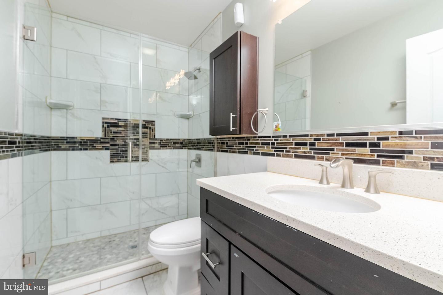 Photo 36 of 53 of 2601 Luiss Deane Dr house