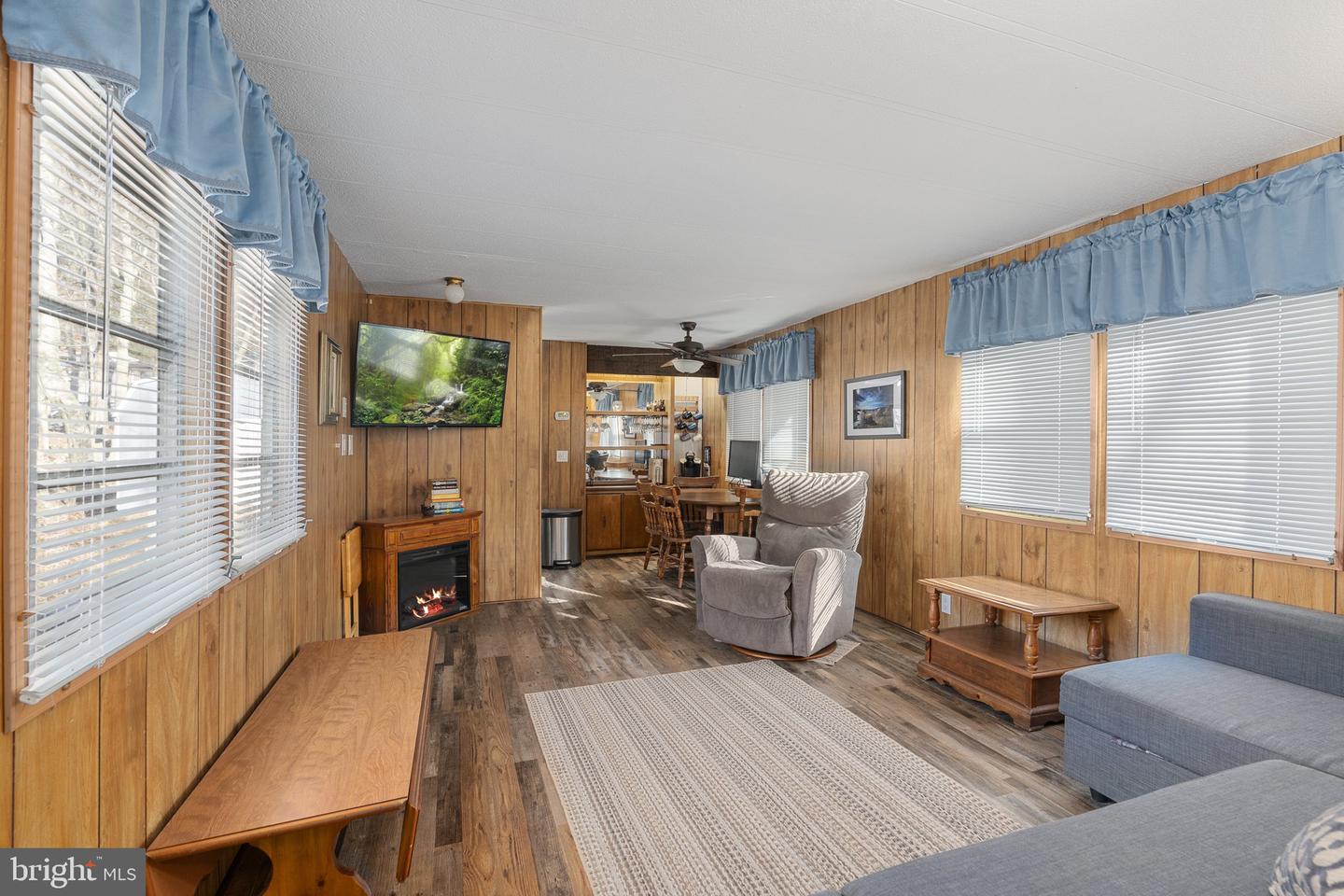 Photo 9 of 35 of 128 Marina Way mobile home