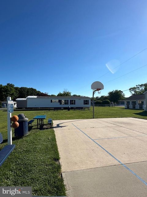 Manufactured Home in Rehoboth Beach DE 19913 Sea Air AVENUE 28.jpg