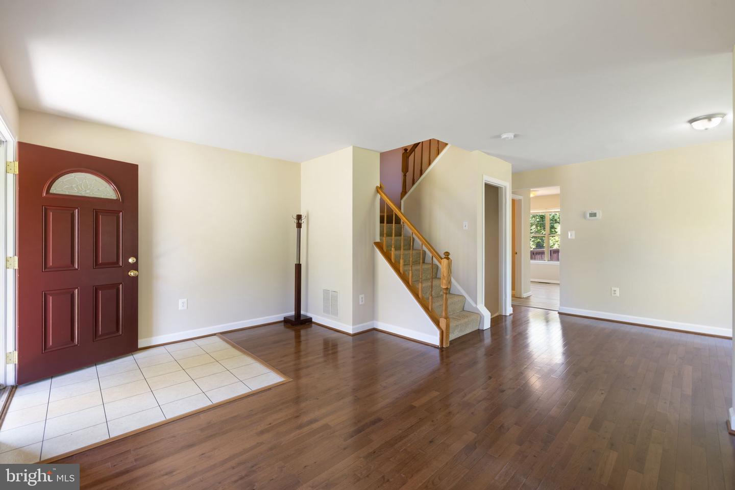 Photo 8 of 57 of 6934 Hovingham Ct townhome