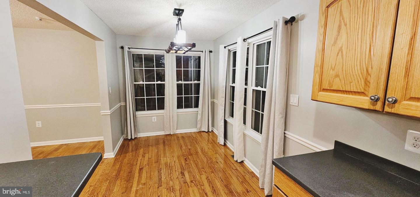 Photo 5 of 50 of 10835 Hg Trueman Rd house