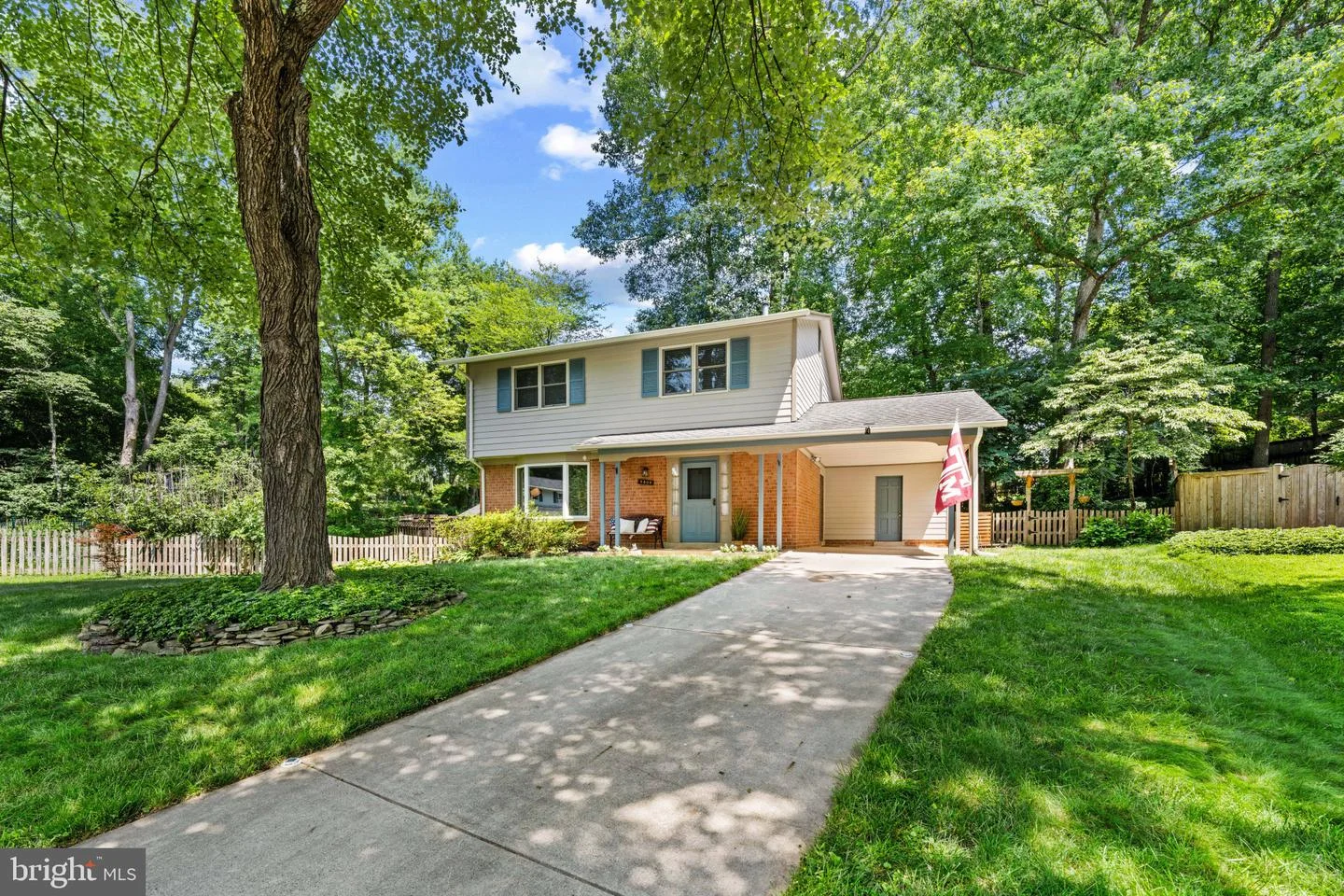 9809 Bacon Court