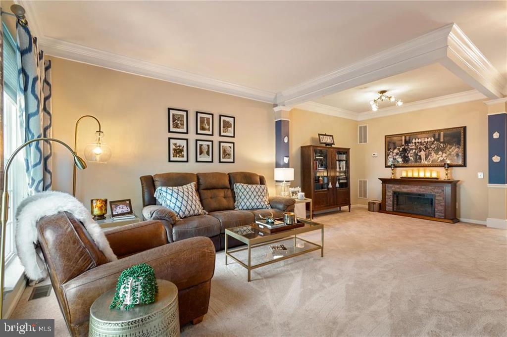 Photo 9 of 32 of 5216 Chandler Way townhome