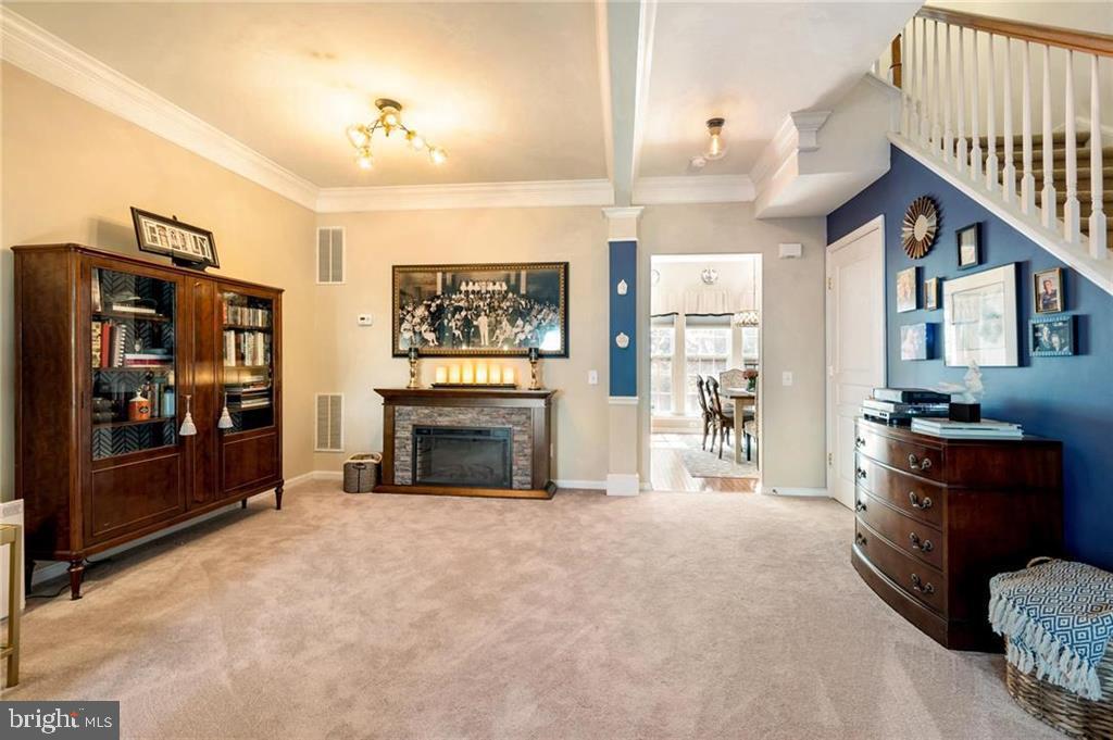 Photo 11 of 32 of 5216 Chandler Way townhome