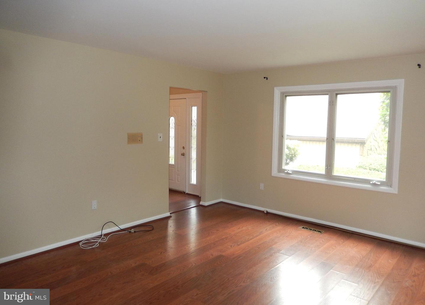 Photo 9 of 27 of 20 Abel Pl townhome