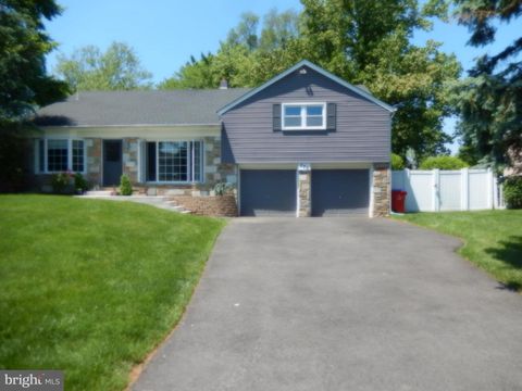 Single Family Residence in Warminster PA 770 Meadowood LANE.jpg