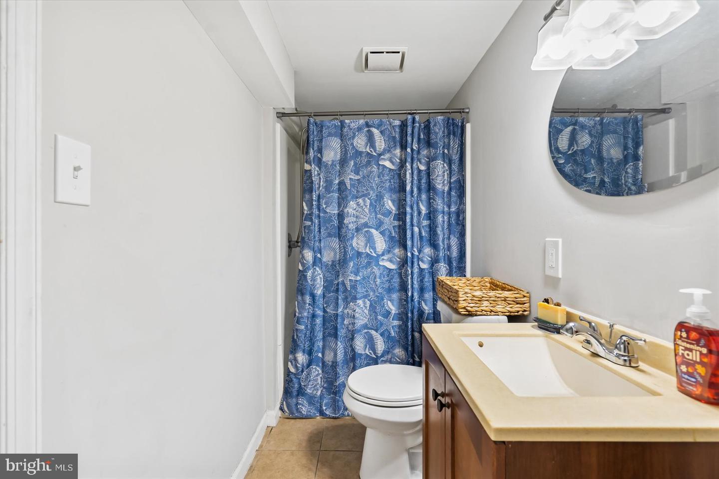 Photo 19 of 39 of 5350 Patrick Henry Dr townhome