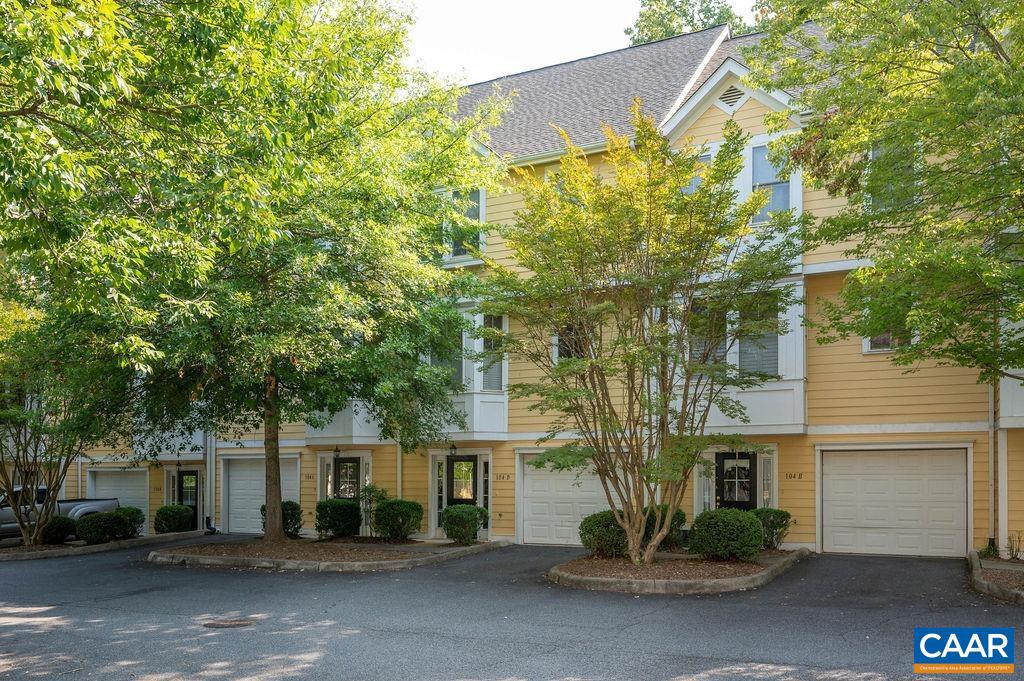Photo 21 of 25 of 104 Melbourne Prk #D townhome