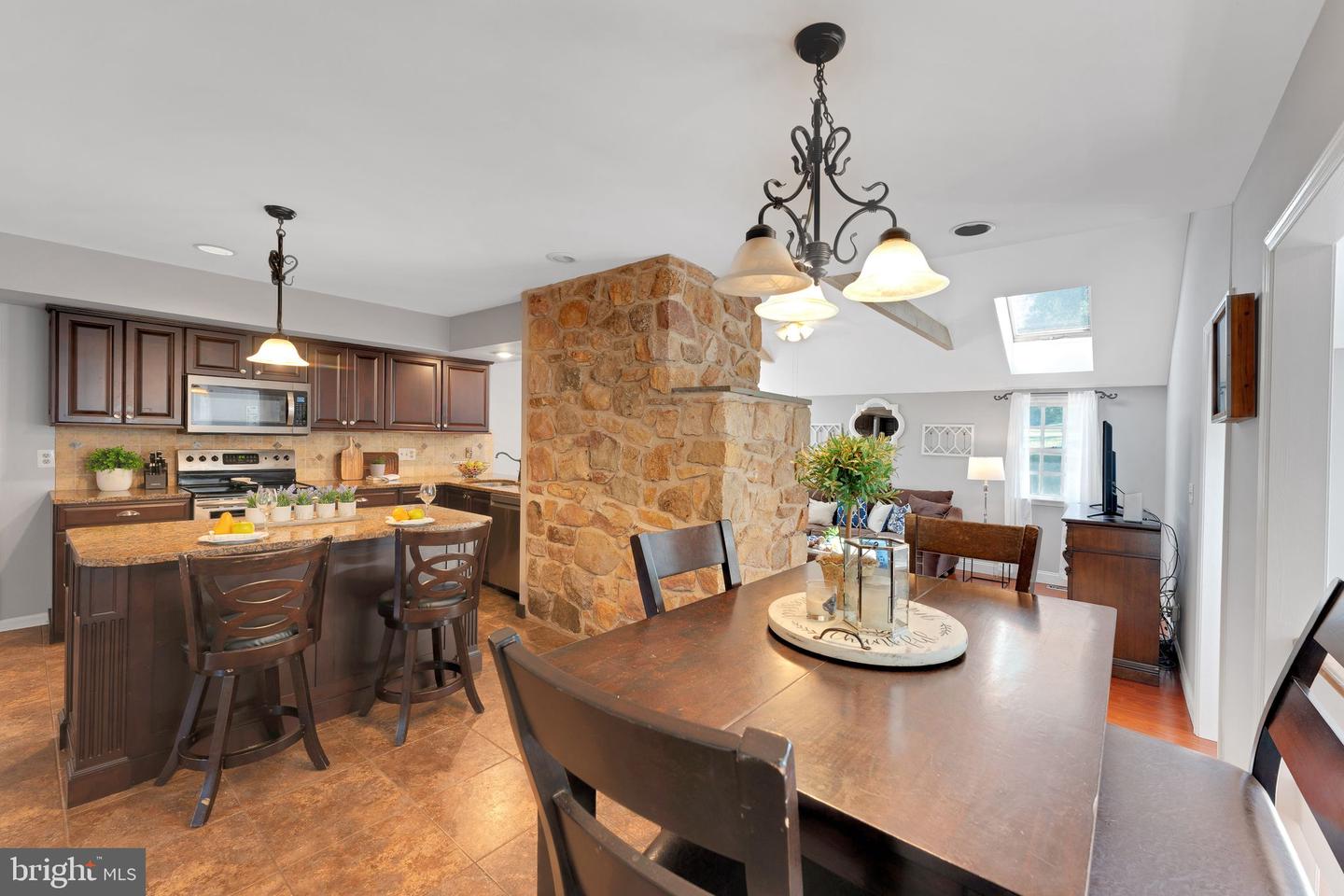 Photo 9 of 54 of 20 Guilford Cir house