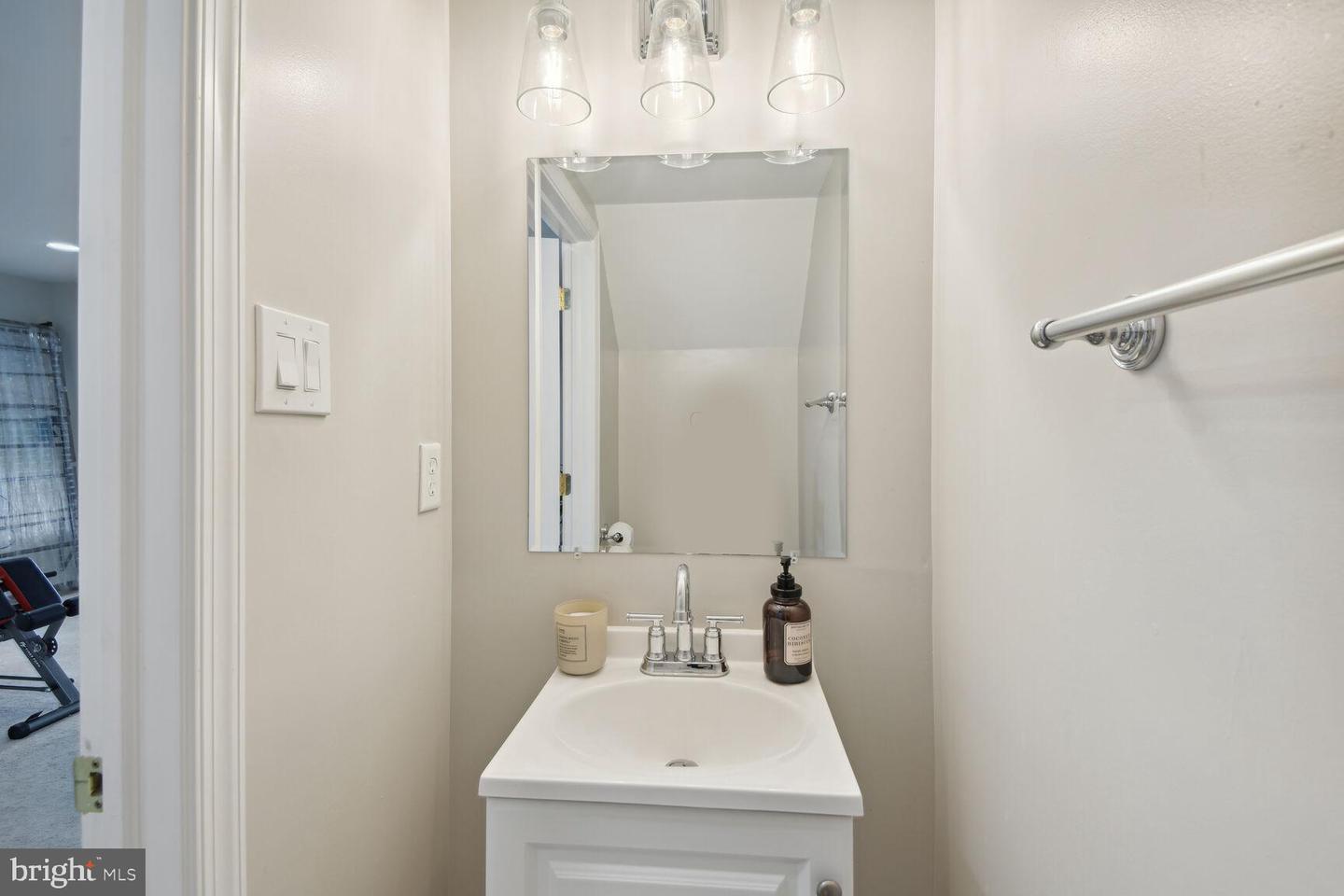 Photo 17 of 34 of 5404 Marshalls Choice Dr #62 townhome