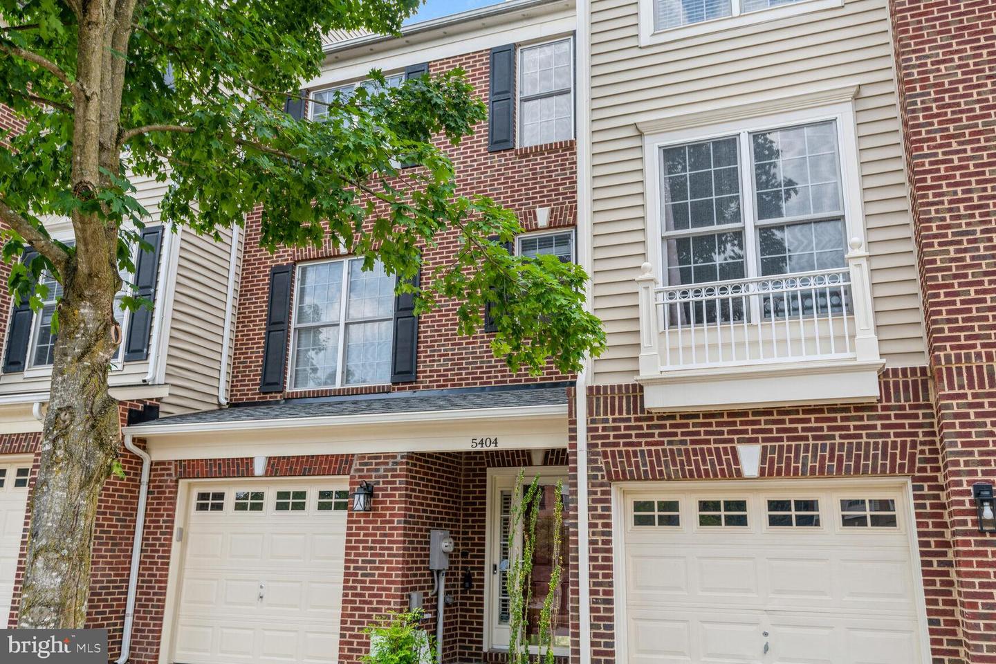 Photo 8 of 34 of 5404 Marshalls Choice Dr #62 townhome
